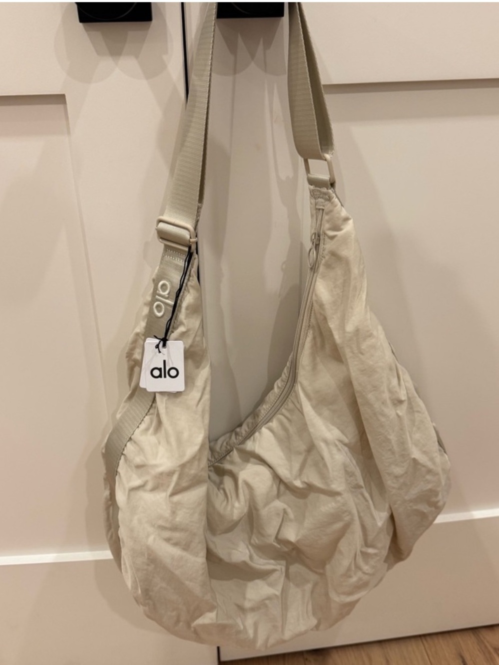 Alo Yoga Cream Crossbody Gym Bag
